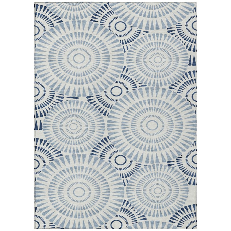 HomeRoots Geometric Transitional Rectangle Outdoor Rug