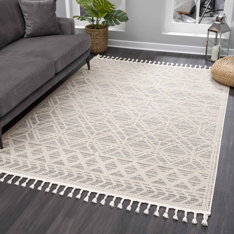 Hauteloom Magnolia Moroccan Trellis Farmhouse High Low Area Rug - 5'3" x 7' - Beige, Light Blue, Light Blue, Brown