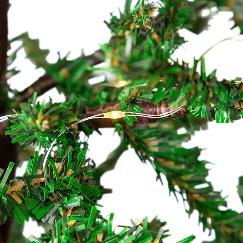 Pre-lit Christmas Tree with Pinecones and Burlap Base - 4' - Clear Lights - 4 Foot