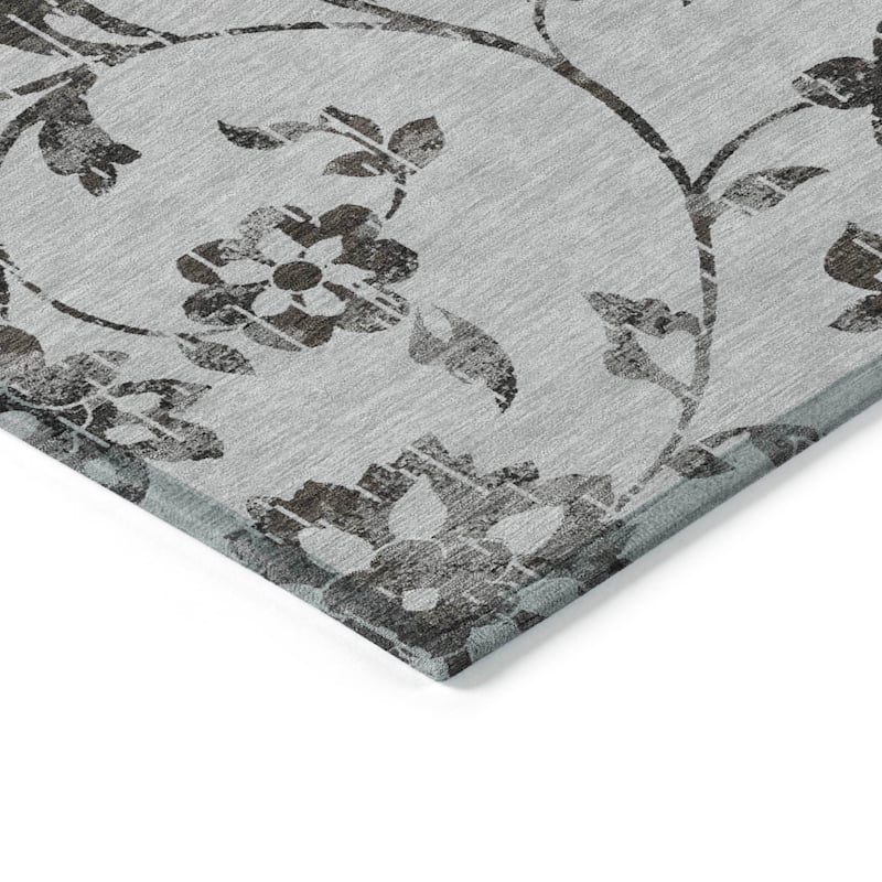 Machine Washable Indoor/ Outdoor Chantille Modern Floral Rug