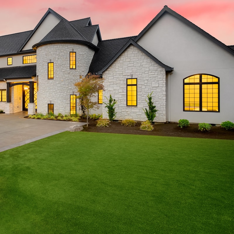 Eco-Luxe Synthetic Lawn: Lush, Low-Maintenance, Available in Various Dimensions