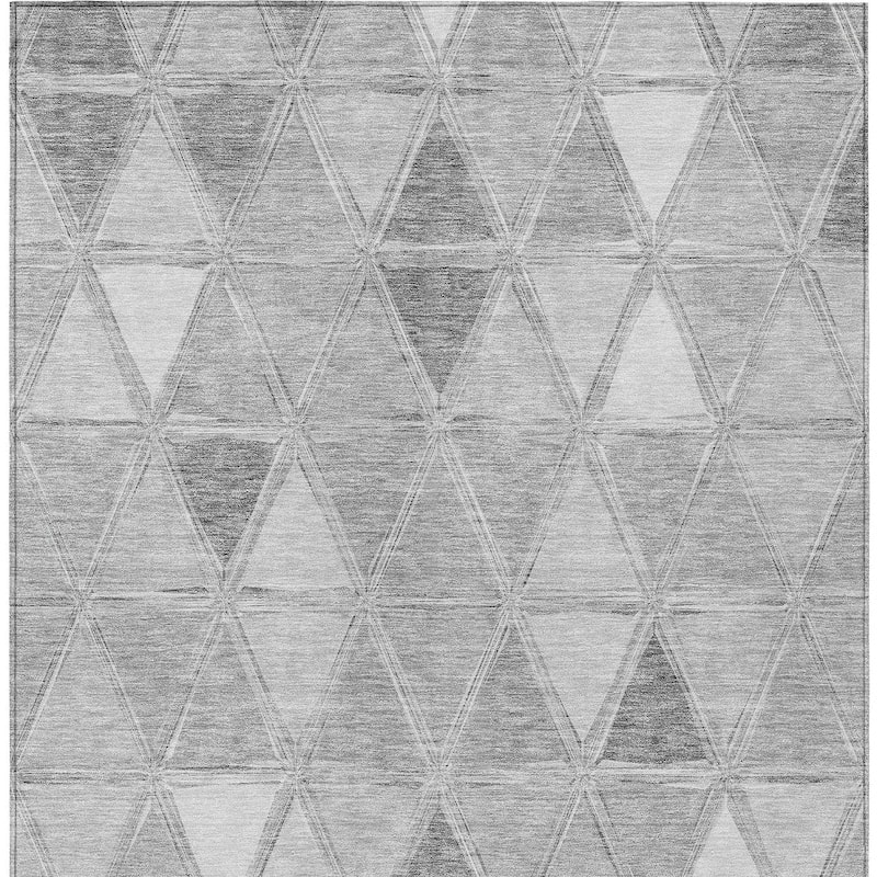 HomeRoots Geometric Transitional Rectangle Outdoor Rug