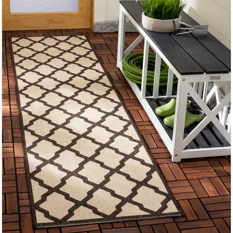 SAFAVIEH Beach House Petrona Indoor/ Outdoor Waterproof Patio Backyard Rug