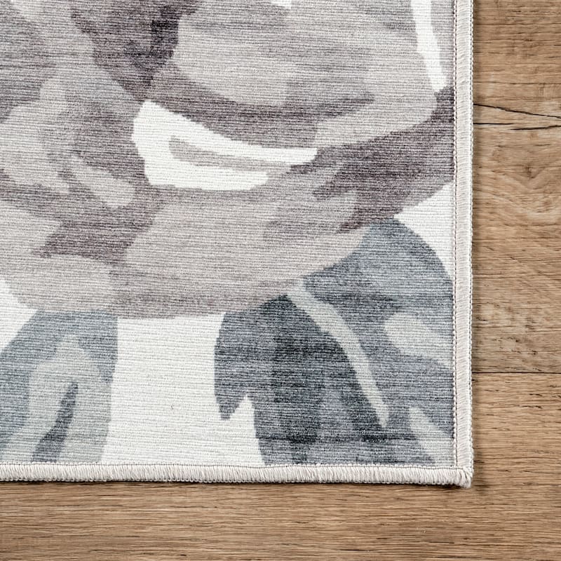 Nuloom Tiffani Floral Machine Washable SplashGuard Area Rug