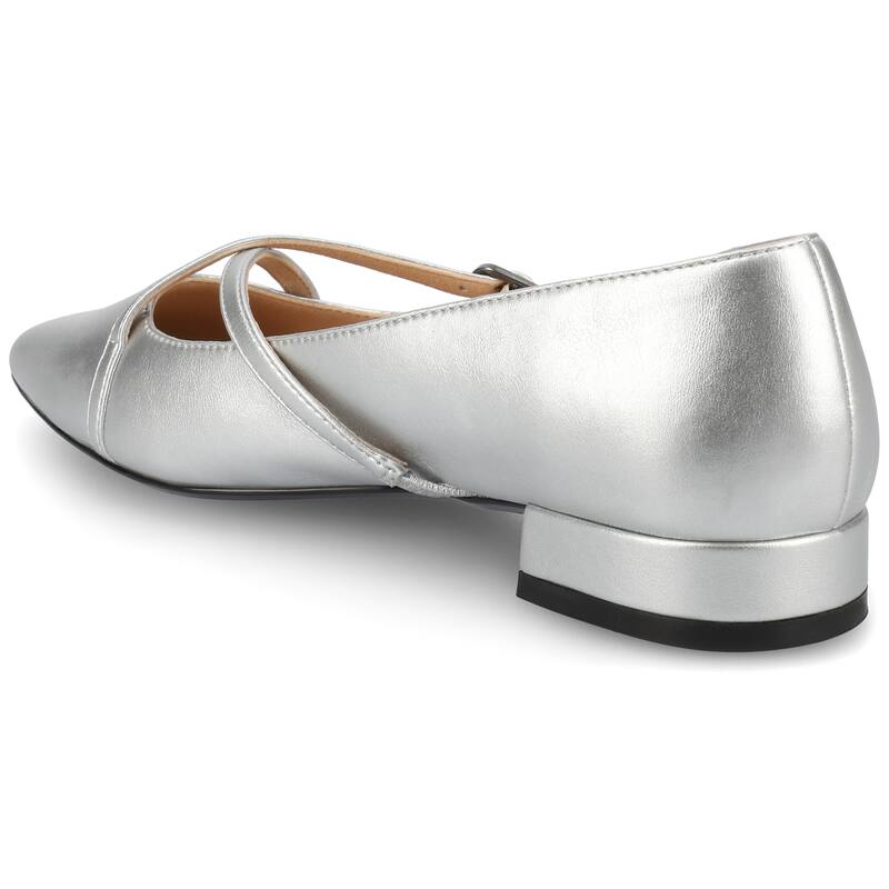 Journee Women's Camby Medium and Wide Width Dress Flats