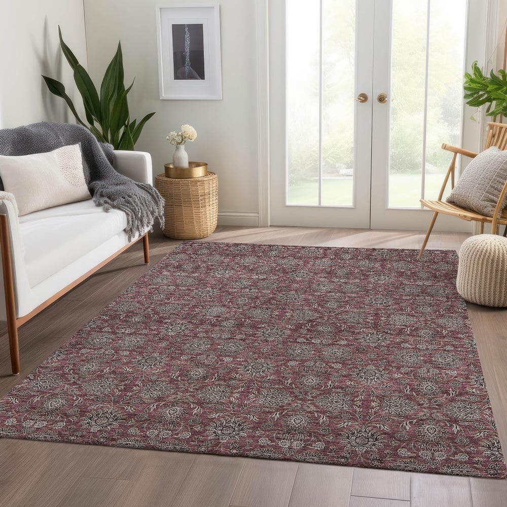 Machine Washable Indoor/ Outdoor Chantille Traditional Floral Rug