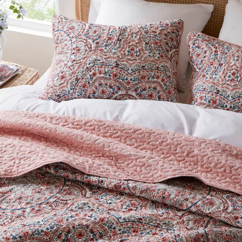 Chelsea Square Valerie Boho Floral Reversible Quilt