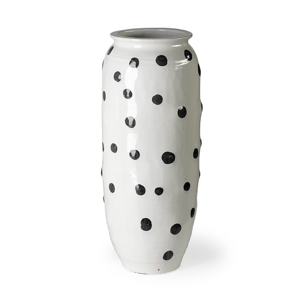  WHITE POLKA 花瓶 Polka Large 32H White Ceramic Polka Dot Vase - Bed Bath & Beyond