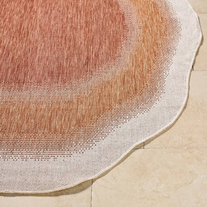 Livabliss Miami Beach Traditional Indoor/Outdoor Area Rug