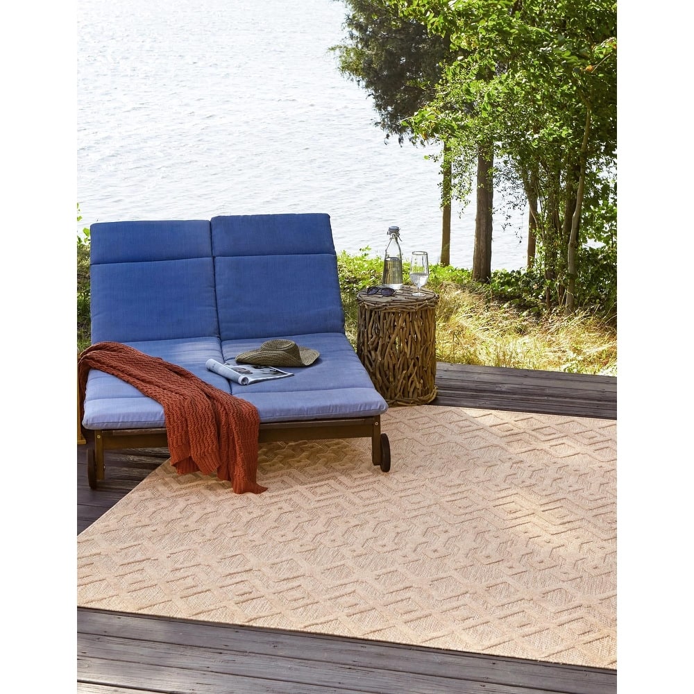 Outdoor Haversham Collection Area Rug