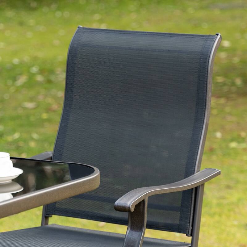 Outsunny Set of 2 Outdoor Swivel Bar Stools with Armrests, Bar Height Patio Chairs with Steel Frame for Balcony, Poolside - N/A