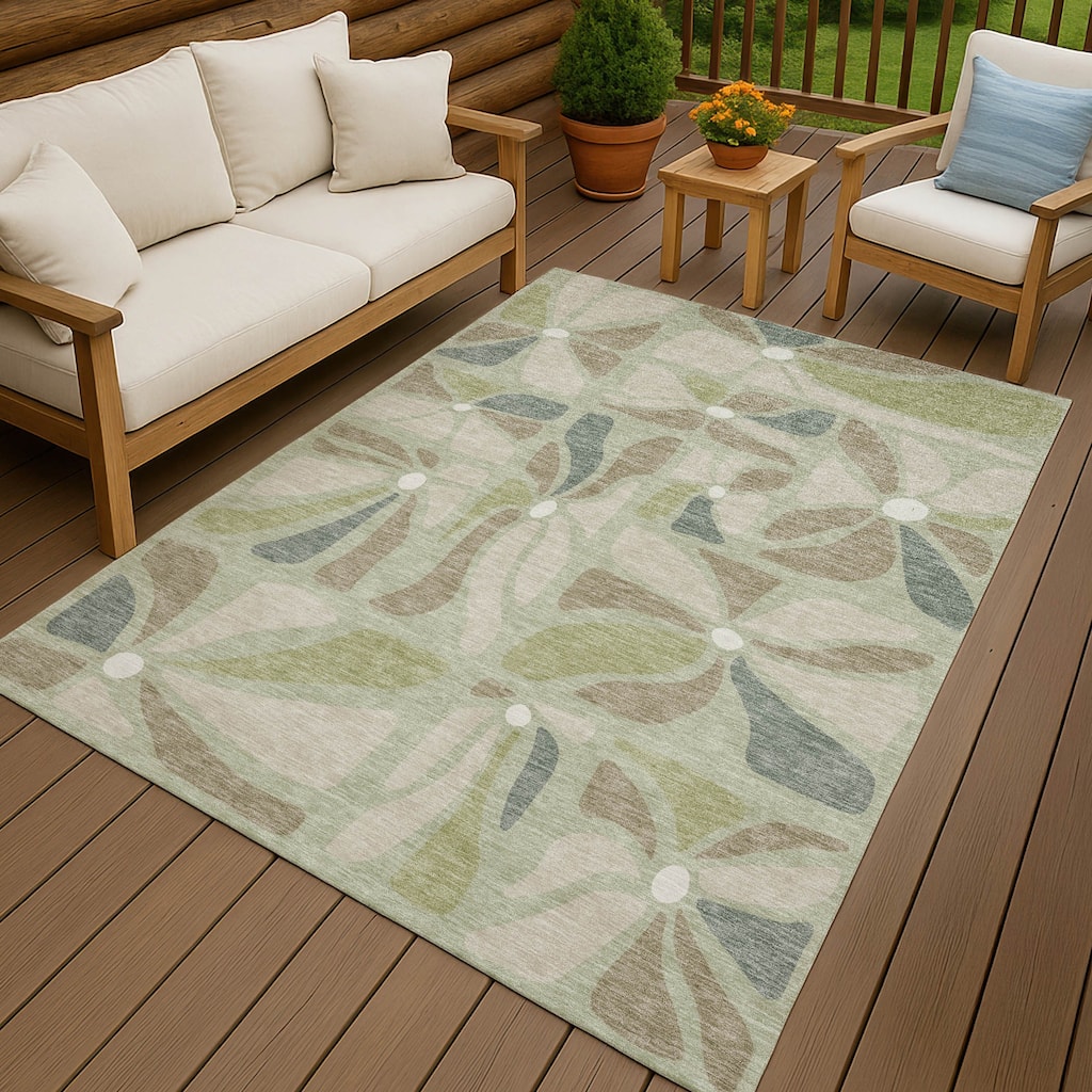 Machine Washable Indoor/ Outdoor Modern Gilcrest Chantille Rug