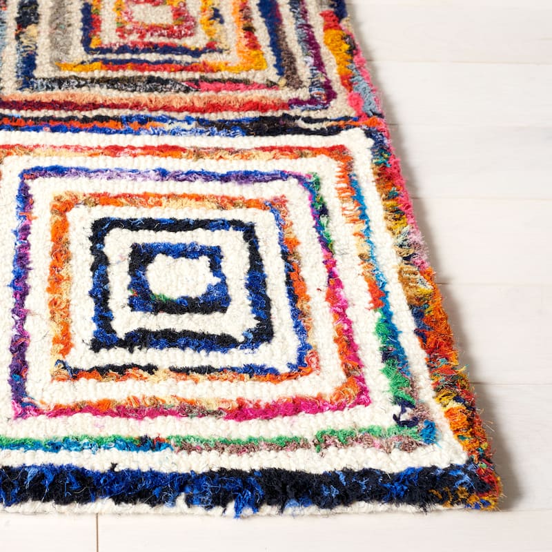 SAFAVIEH Handmade Nantucket Vangelija Contemporary Cotton Rug