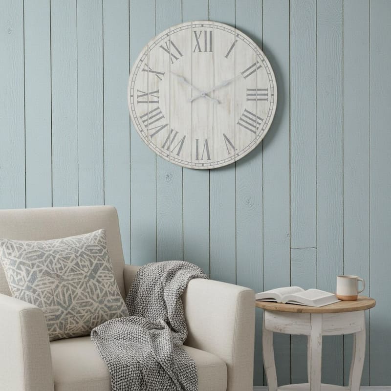HomeRoots 23" Light Gray And Dark Gray Wood Plank Vintage Style Round Wall Clock - 23.01 in. x 23.01 in. x 1.13 in. - 23.01 in. x 23.01 in. x 1.13 in.