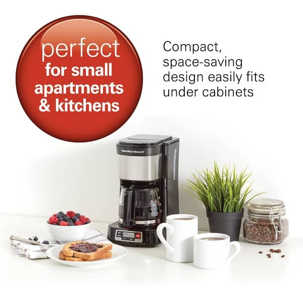 BLACK & DECKER Black Single-Serve Coffee Maker at