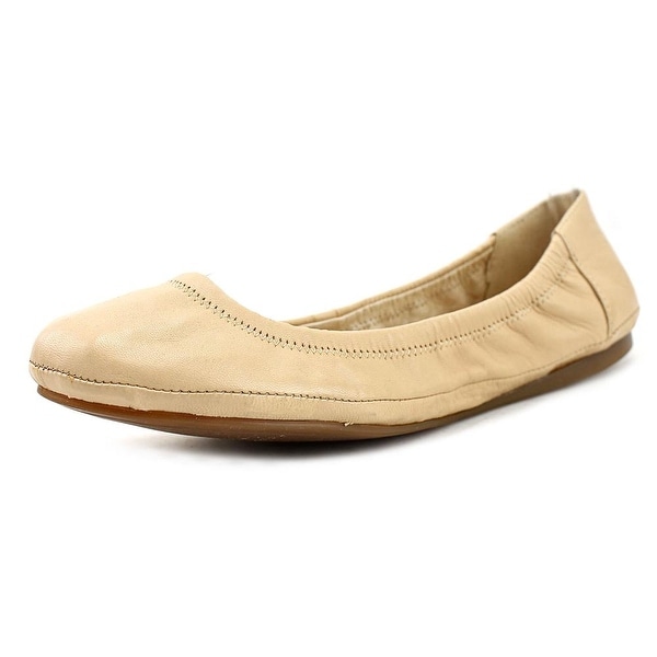 vince camuto ellen flats