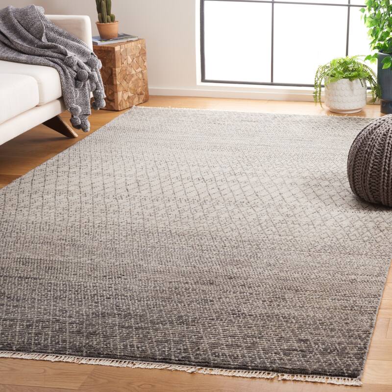 SAFAVIEH Hand-Knotted Nomad Bouchra Boho Wool Rug - 6' x 9' - Grey/Ivory