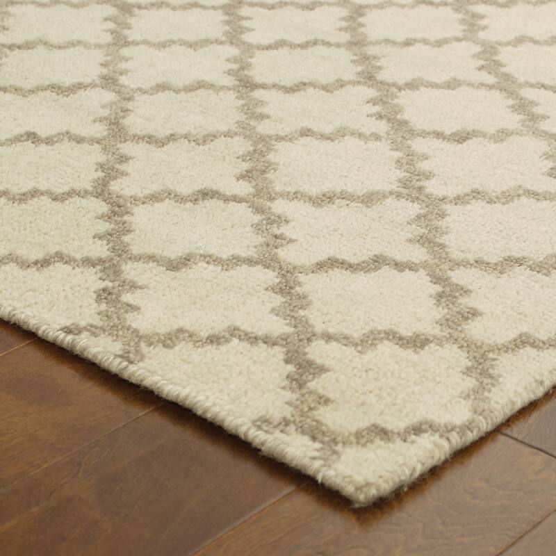 Vista Home Hand-made Wool Scalloped Trellis Area Rug