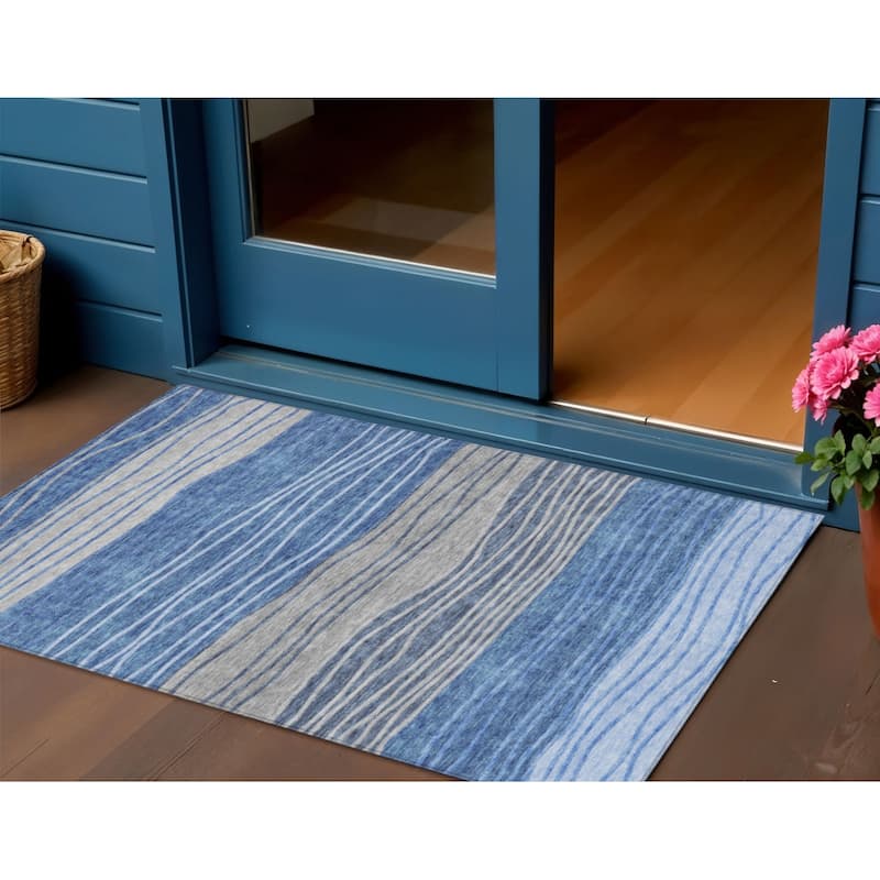 HomeRoots Striped Transitional Rectangle Outdoor Rug - 3' x 5'