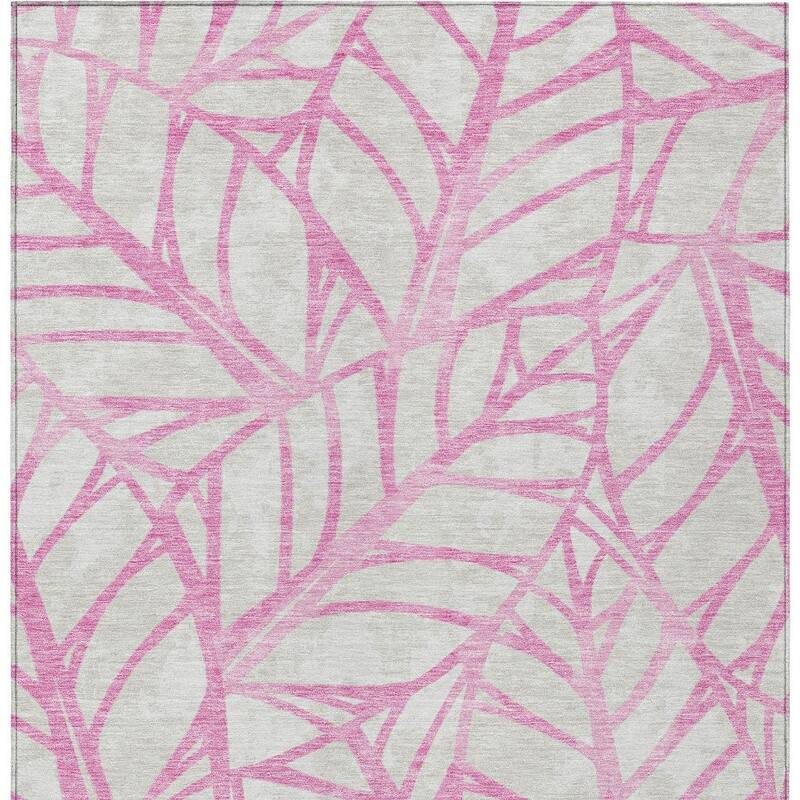 HomeRoots Floral Transitional Rectangle Outdoor Rug