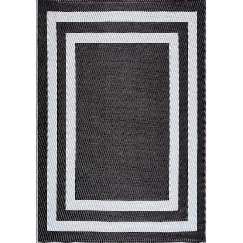 Paris Lightweight Reversible Recycled Plastic Outdoor Floor Mat/Rug - 5'x7' - Black&White