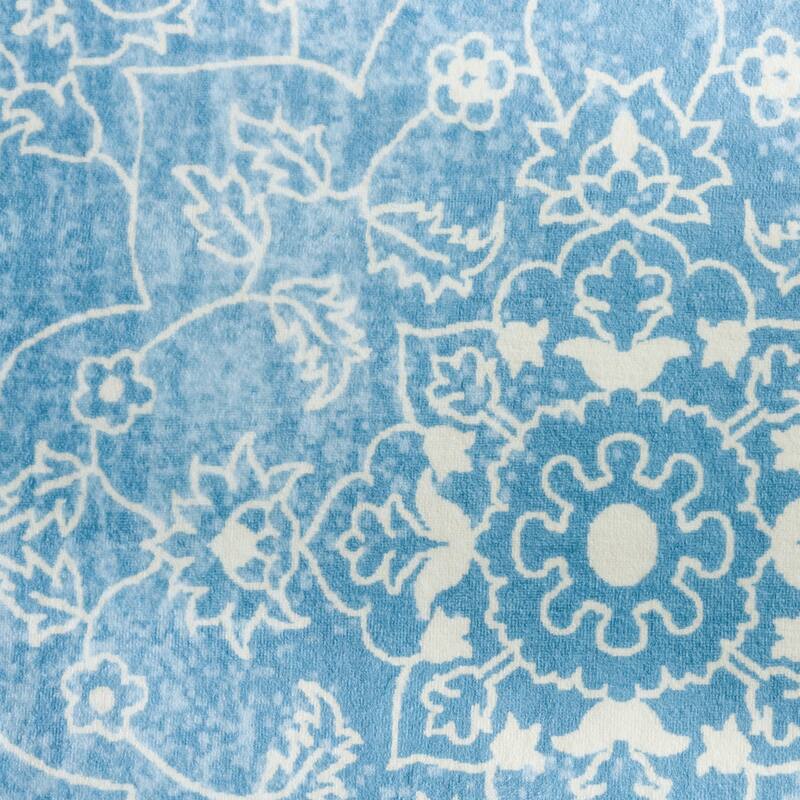 Martha Stewart Gaelle Machine Washable & Slip Resistant Rug