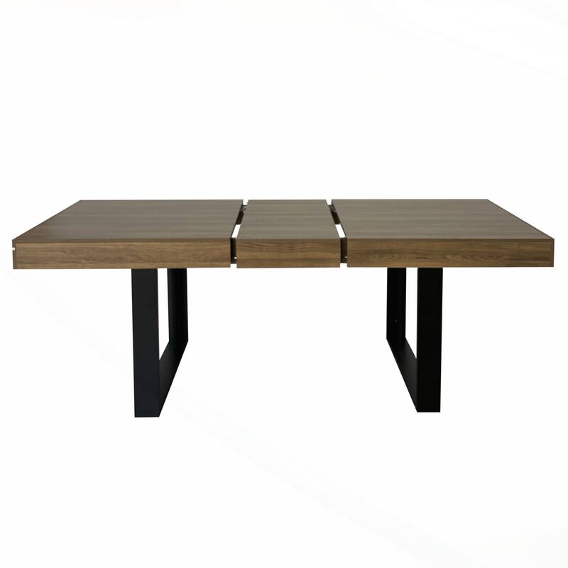 Versatile Extendable Dining Table for Large Gatherings, Enhancing Dining Experience