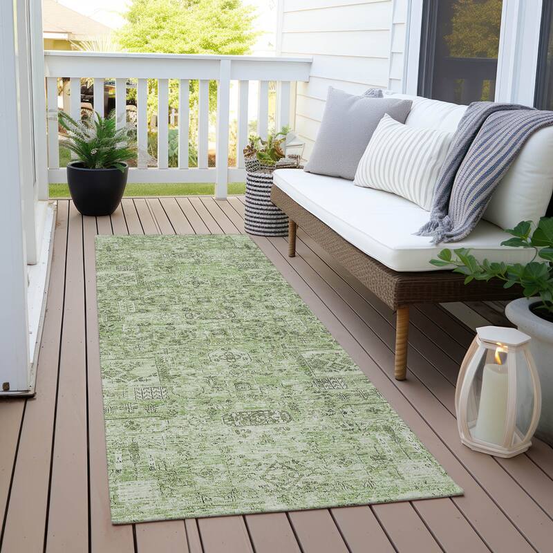Machine Washable Indoor/ Outdoor Chantille Vintage Traditional Rug