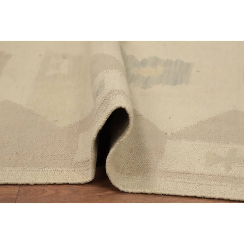Hand Woven Oriental 100% Wool Carpet Southwestern Tribal Beige & Ivories Kilim Area Rug - 7' 0'' X 4' 6''