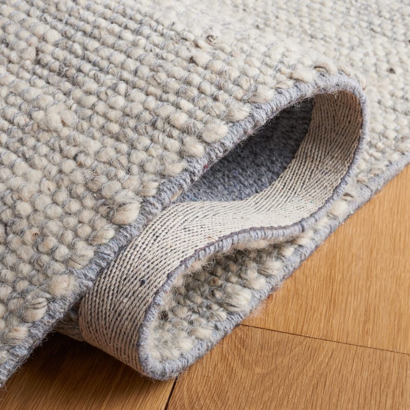 SAFAVIEH Handmade Vermont Larissa Wool Rug