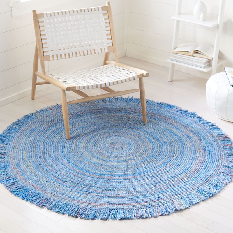 SAFAVIEH Handmade Braided Pelagia Fringe Round Rug - 5' Round - Blue