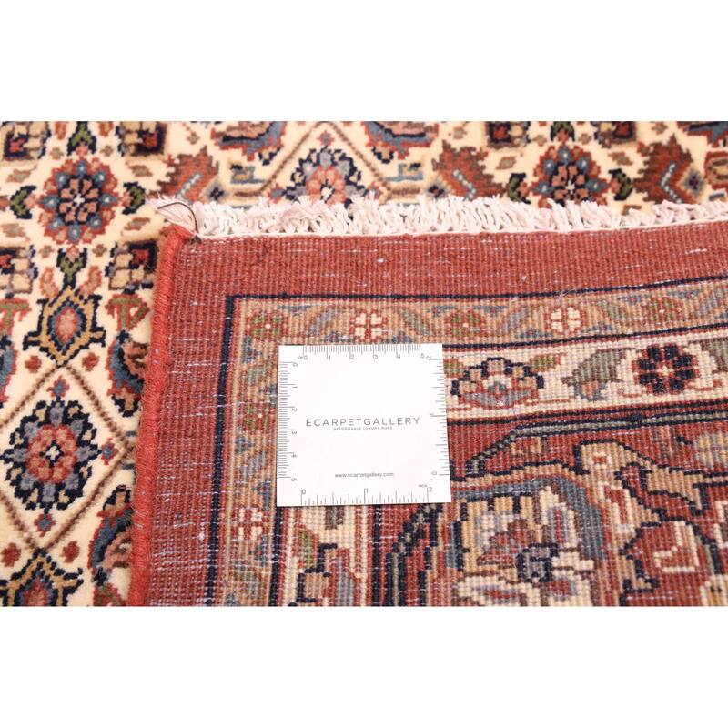 ECARPETGALLERY Hand-knotted Royal Mahal Cream Wool Rug - 5'6 x 7'5