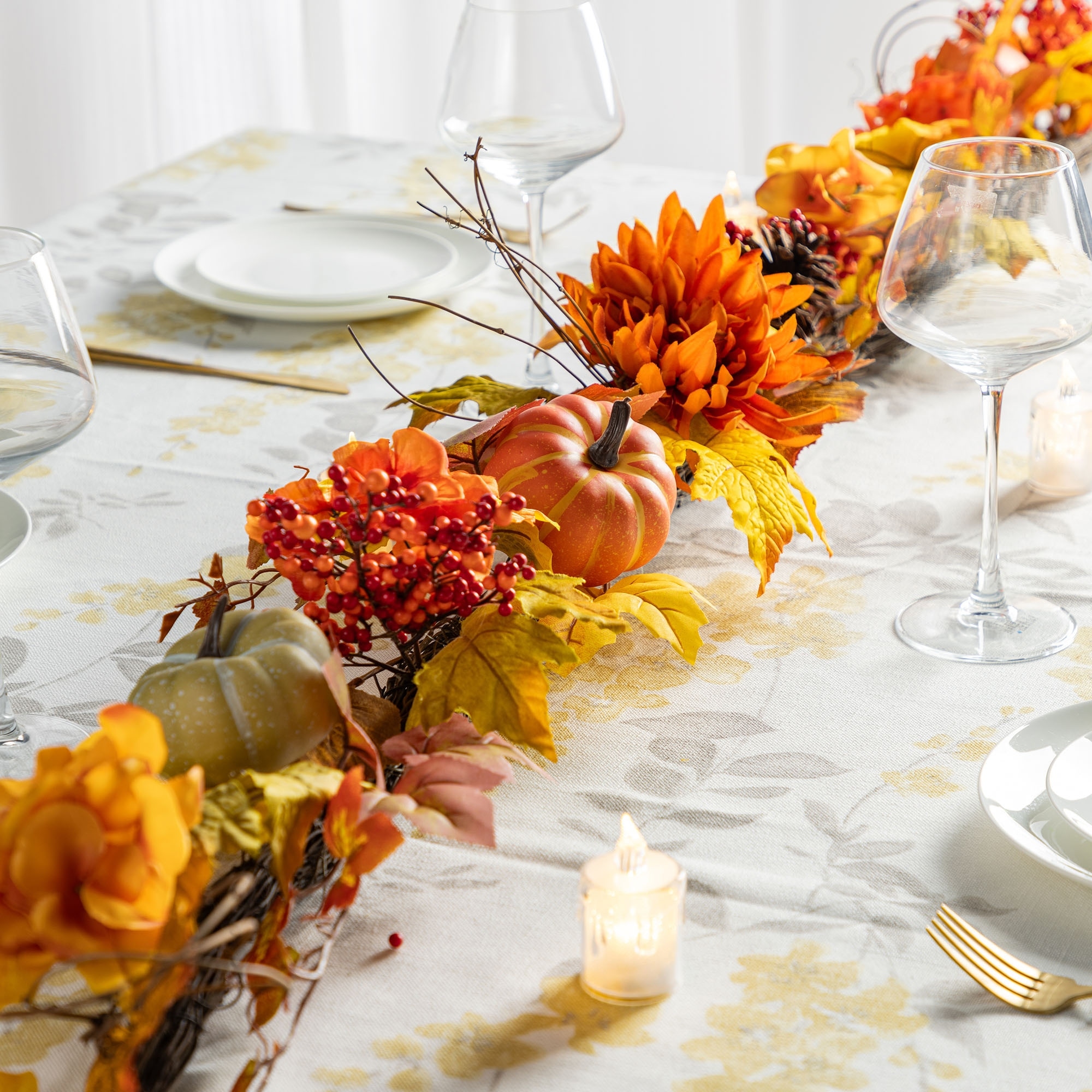 Glitzhome 72"L Fall Thanksgiving Dahlia Pumpkin Berry Eucalyptus Floral Artificial Garland