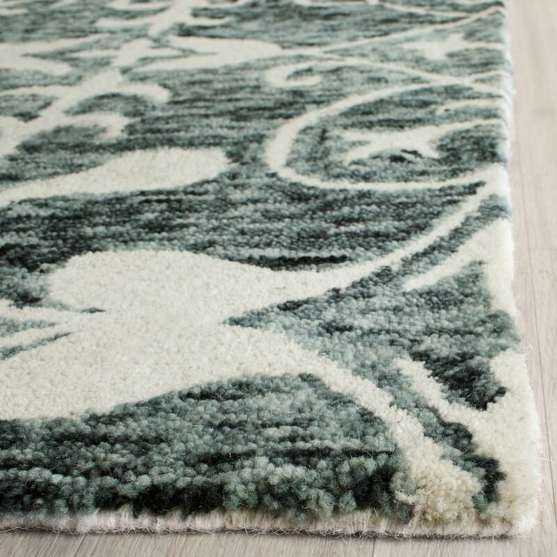 SAFAVIEH Handmade Chatham Dajana Modern Wool Rug