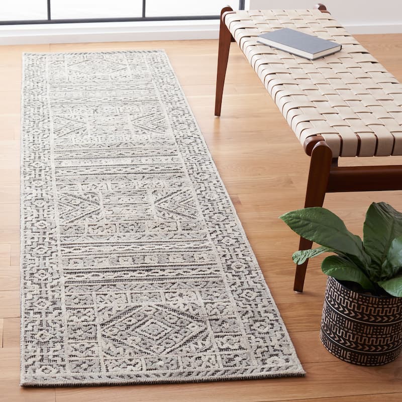 SAFAVIEH Handmade Abstract Sneza Modern Wool Rug - 2'3" x 8' Runner - Grey/Black
