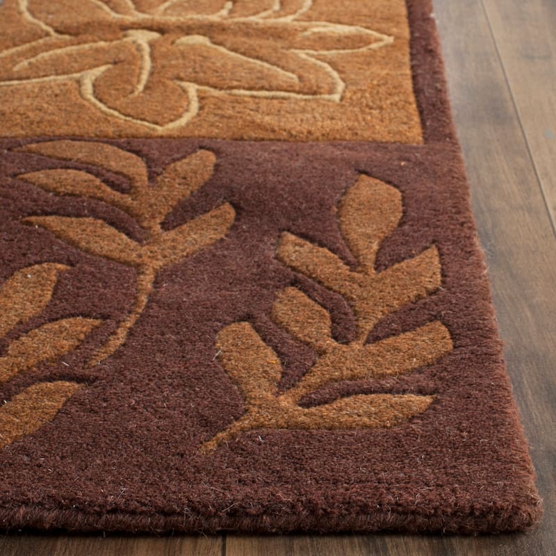 SAFAVIEH Handmade Bella Thuan Modern Floral Wool Rug