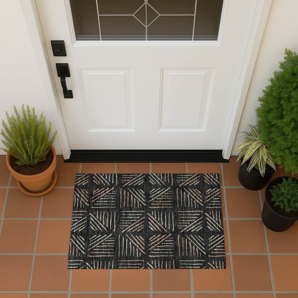 Machine Washable Indoor/ Outdoor Geo Dia Chantille Rug