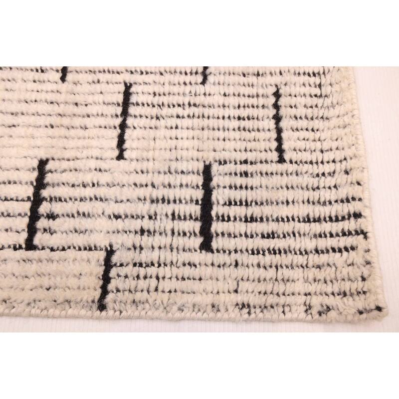 ECARPETGALLERY Hand-knotted Tangier Cream Wool Rug - 5'0 x 7'10