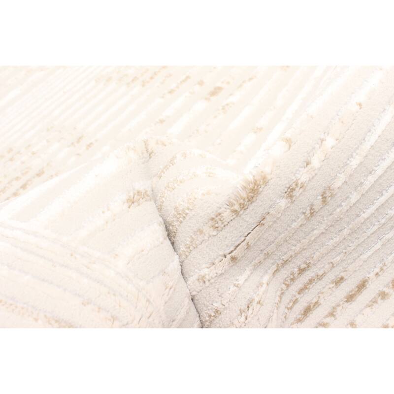 ECARPETGALLERY Machine Made Ramona Tan Area Rug