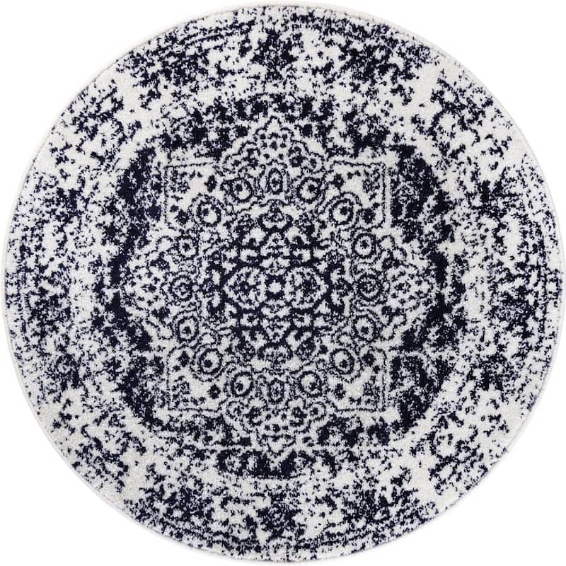 Traditional Brenda Collection Area Rug