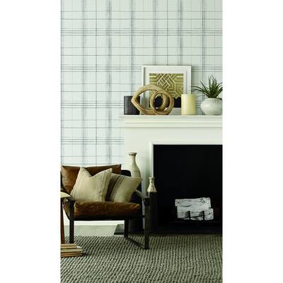 Lynwood Farmhouse Plaid Beige/ Gray Wallpaper