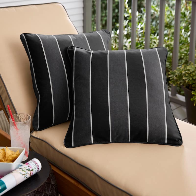 Sunbrella Peyton Granite/ Canvas Black Indoor/ Outdoor Pillow Set - 18 in x 18 in