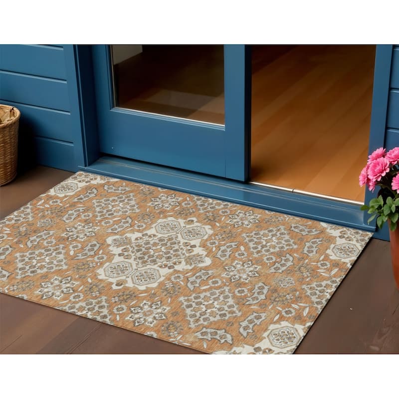 HomeRoots Medallion Traditional Rectangle Outdoor Rug - 3' x 5'