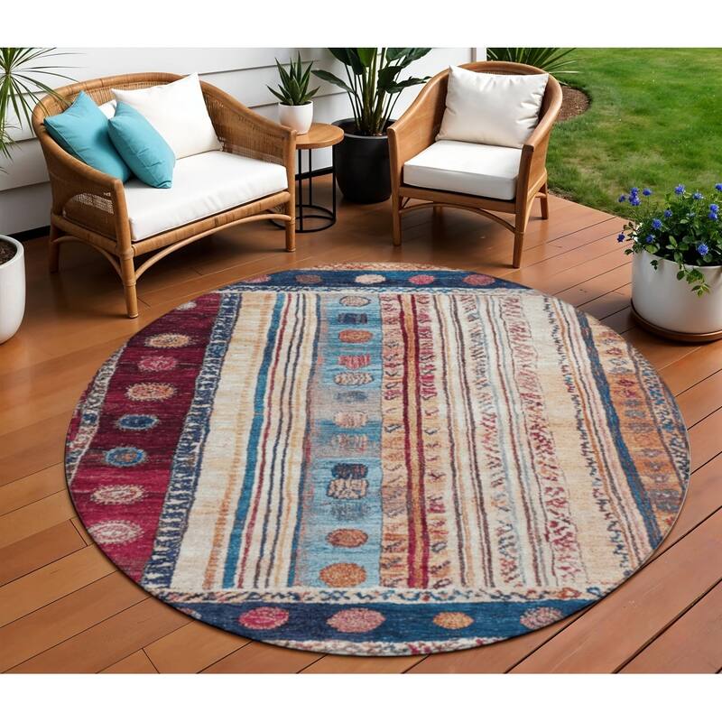 HomeRoots Striped Transitional Rectangle Outdoor Rug - 8' Round