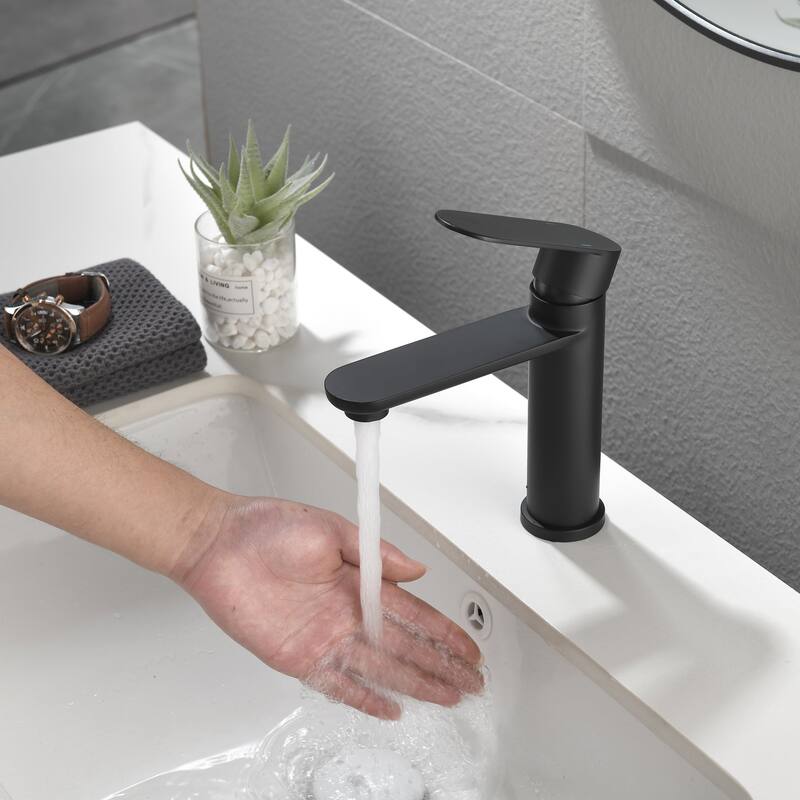Single Handle Single Hole Bathroom Faucet