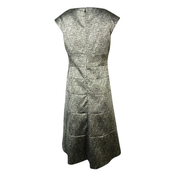 Features Long Skirts For The Woman Frequently Woven With Metallic 2024 vdsc