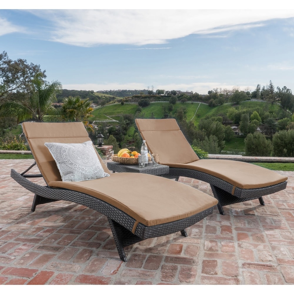 Vilano 3-piece Outdoor Cushioned Lounge Set by Havenside Home by Christopher Knight Home