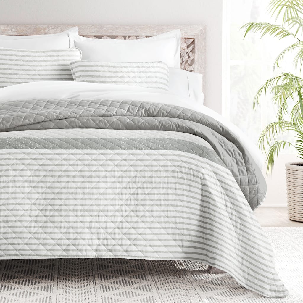 Becky Cameron All Season 3 Piece Summer Stripes Reversible Quilt Set with Shams