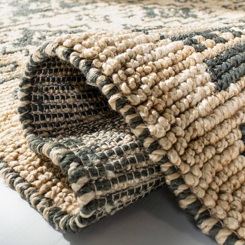 SAFAVIEH Hand-knotted Bohemian Myrke Boho Jute Rug
