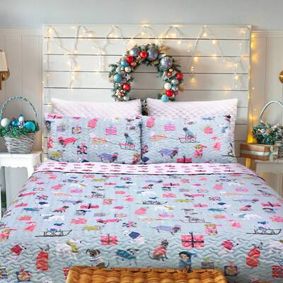 Fancy Dogs Holiday Christmas Gifts Reversible Lightweight Microfiber Quilt Set